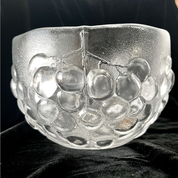 1980’s vintage Kosta Boda, grape bowl. NWOT - Picture 1 of 8